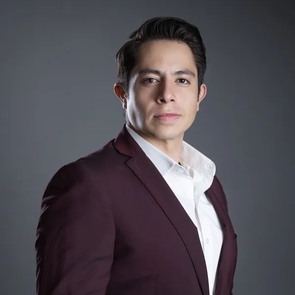 Elias Aguirre